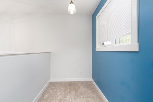 86 Riverstone Boulevard West, Lethbridge, AB - Indoor Photo Showing Other Room