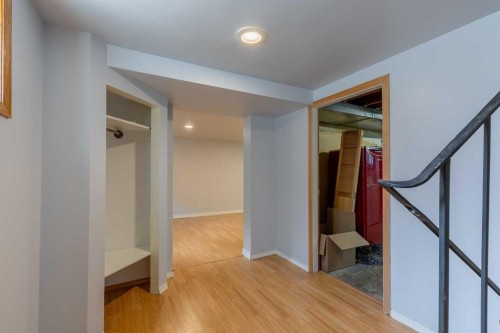 1005 17 Street North, Lethbridge, AB - Indoor Photo Showing Other Room