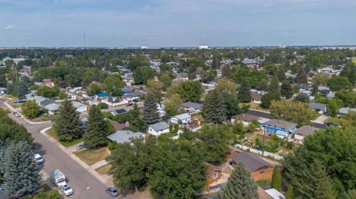 1005 17 Street North, Lethbridge, AB - Outdoor With View