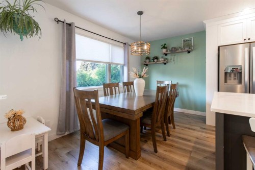 3621 Redwood Road South, Lethbridge, AB - Indoor Photo Showing Dining Room
