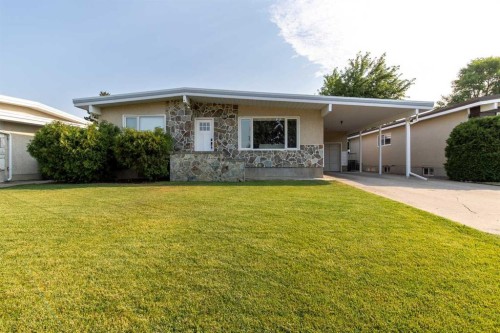 3621 Redwood Road South, Lethbridge, AB - Outdoor With Deck Patio Veranda