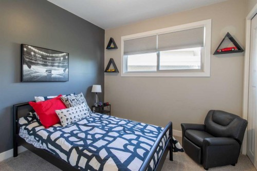 3621 Redwood Road South, Lethbridge, AB - Indoor Photo Showing Bedroom