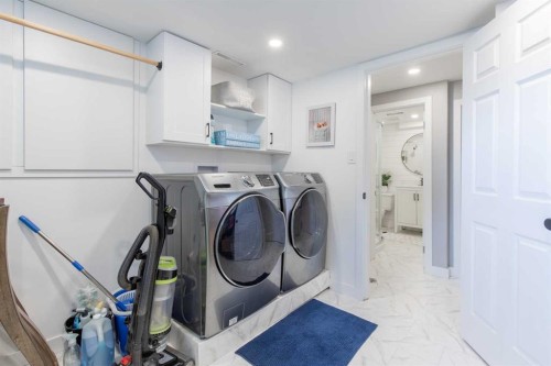 3621 Redwood Road South, Lethbridge, AB - Indoor Photo Showing Laundry Room