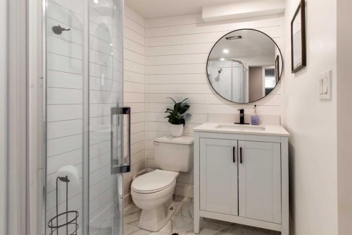 3621 Redwood Road South, Lethbridge, AB - Indoor Photo Showing Bathroom