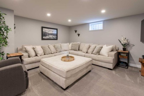 3621 Redwood Road South, Lethbridge, AB - Indoor Photo Showing Other Room