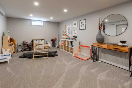 3621 Redwood Road South, Lethbridge, AB - Indoor Photo Showing Other Room
