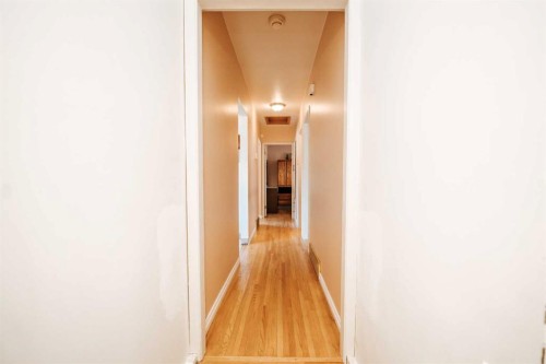 2305 7 Avenue North, Lethbridge, AB - Indoor Photo Showing Other Room