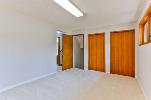 309 Normandy Road South, Lethbridge, AB - Indoor