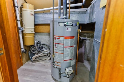 309 Normandy Road South, Lethbridge, AB - Indoor Photo Showing Basement