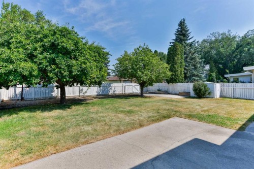 309 Normandy Road South, Lethbridge, AB - Outdoor