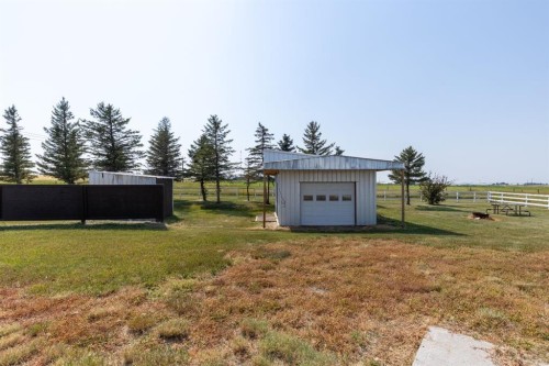 204004 Twp Rd 6-4, Raymond, AB - Outdoor