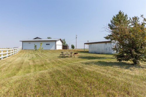 204004 Twp Rd 6-4, Raymond, AB - Outdoor