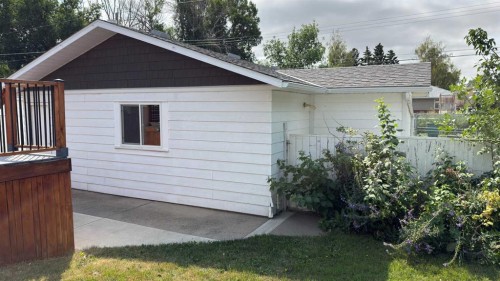1906 14 Avenue South, Lethbridge, AB - Outdoor With Exterior