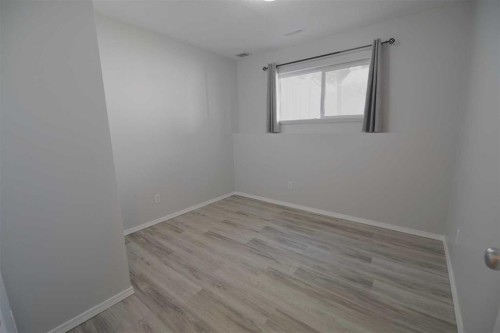 156 Jerry Potts Boulevard West, Lethbridge, AB - Indoor Photo Showing Other Room