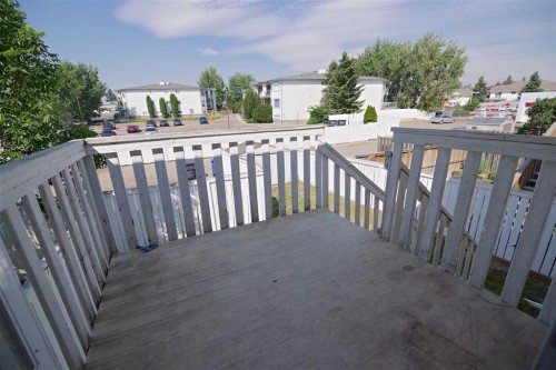 156 Jerry Potts Boulevard West, Lethbridge, AB - Outdoor