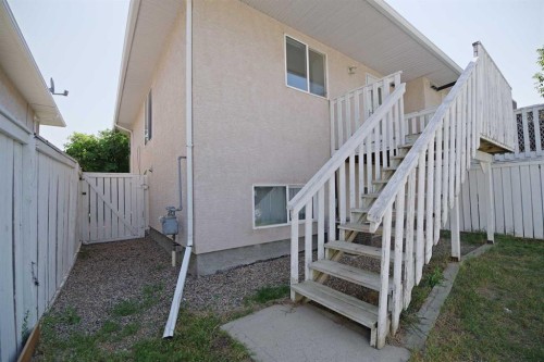 156 Jerry Potts Boulevard West, Lethbridge, AB - Outdoor With Exterior