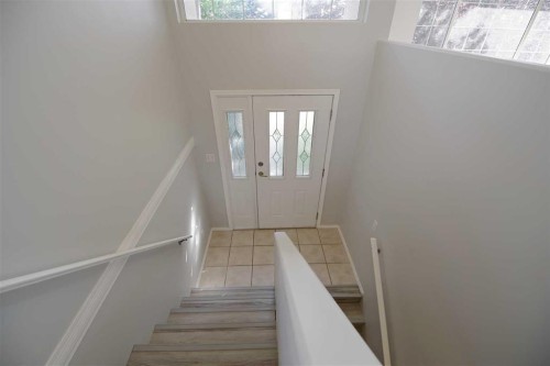 156 Jerry Potts Boulevard West, Lethbridge, AB - Indoor Photo Showing Other Room