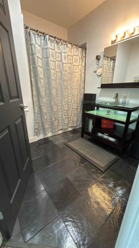212 Underwood Avenue, Diamond City, AB - Indoor