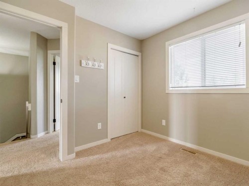 120 Mt Sundial Court West, Lethbridge, AB - Indoor Photo Showing Other Room