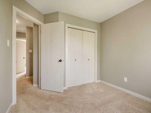 120 Mt Sundial Court West, Lethbridge, AB - Indoor Photo Showing Other Room
