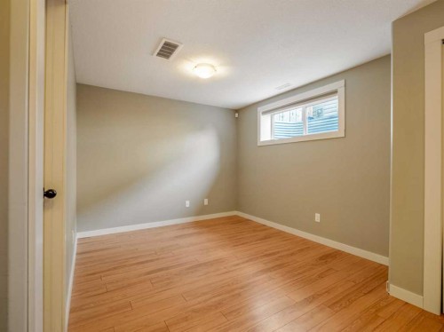 120 Mt Sundial Court West, Lethbridge, AB - Indoor Photo Showing Other Room