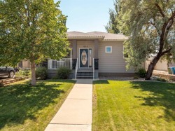 695 Parkside Drive Coaldale, AB T1M 1R7