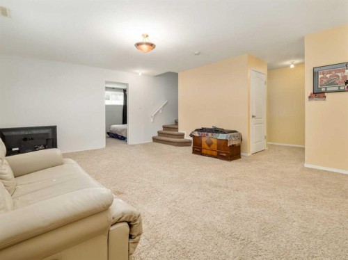 695 Parkside Drive, Coaldale, AB - Indoor