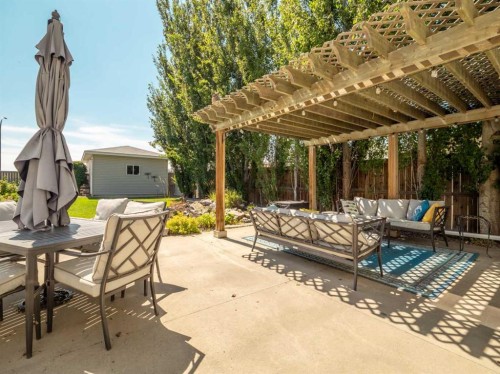 695 Parkside Drive, Coaldale, AB - Outdoor With Deck Patio Veranda