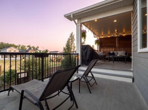 696 Sixmile Crescent South, Lethbridge, AB - Outdoor With Deck Patio Veranda With Exterior