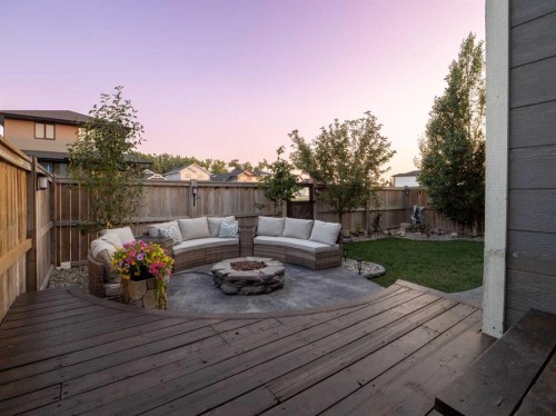 696 Sixmile Crescent South, Lethbridge, AB - Outdoor With Deck Patio Veranda