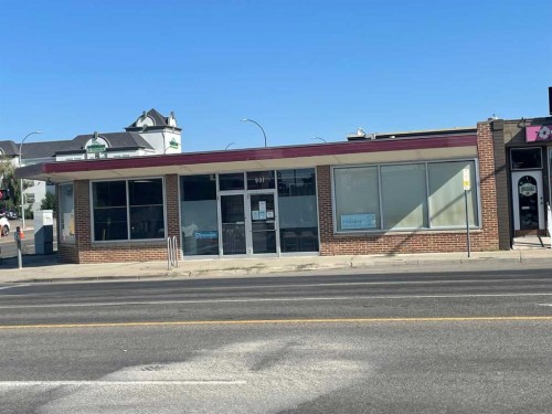 901 3 Avenue South, Lethbridge, AB 