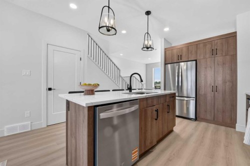 2603 16 Avenue, Coaldale, AB - Indoor Photo Showing Kitchen With Upgraded Kitchen