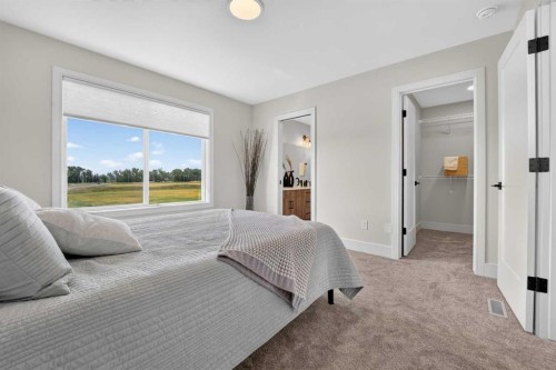 2603 16 Avenue, Coaldale, AB - Indoor Photo Showing Bedroom