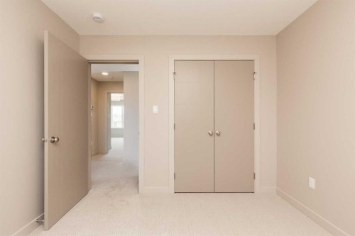 757 Riverhills Landing West, Lethbridge, AB - Indoor Photo Showing Other Room