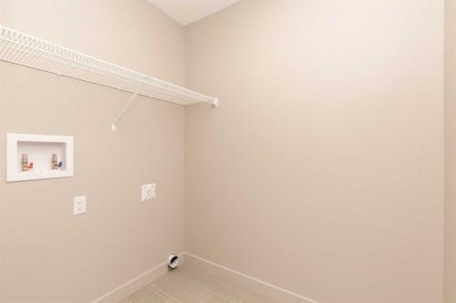 757 Riverhills Landing West, Lethbridge, AB - Indoor Photo Showing Other Room