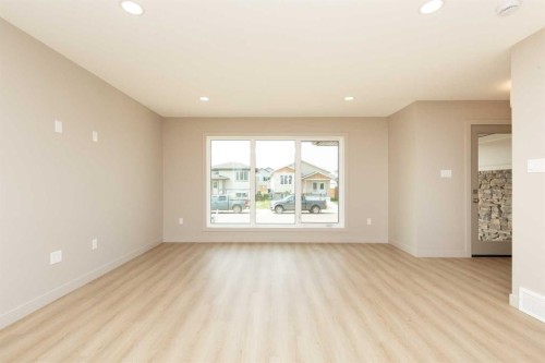 757 Riverhills Landing West, Lethbridge, AB - Indoor
