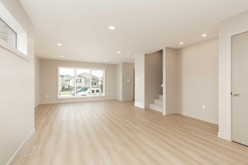 757 Riverhills Landing West, Lethbridge, AB - Indoor