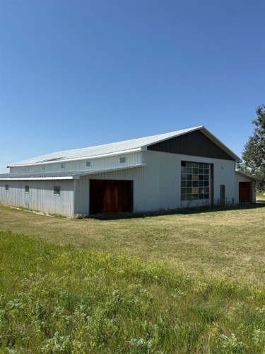 220075 54, Magrath, AB - Outdoor