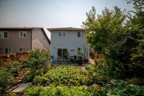 178 Peigan Court West, Lethbridge, AB - Outdoor