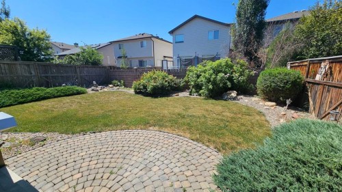 414 Gateway Crescent South, Lethbridge, AB - Outdoor