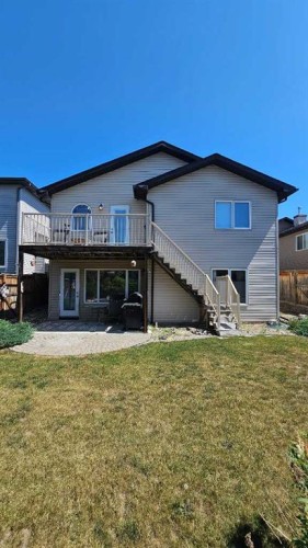 414 Gateway Crescent South, Lethbridge, AB - Outdoor