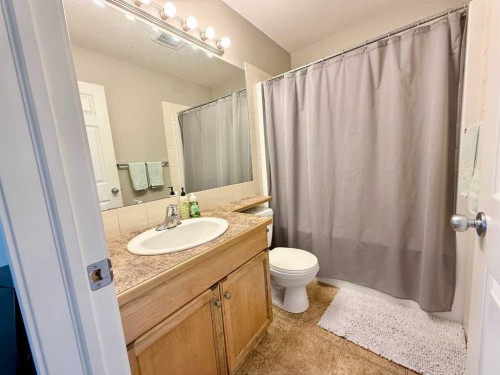 2-109 Silkstone Road West, Lethbridge, AB 