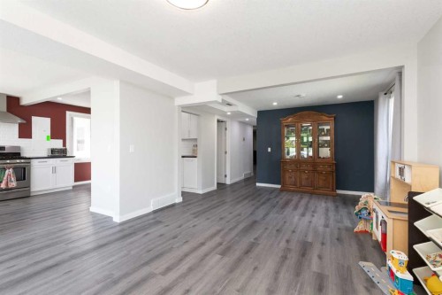 116 S 1 Street West, Magrath, AB - Indoor