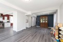 116 S 1 Street West, Magrath, AB  - Indoor 