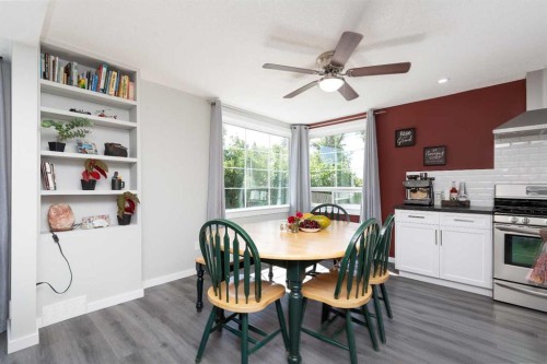 116 S 1 Street West, Magrath, AB - Indoor Photo Showing Other Room