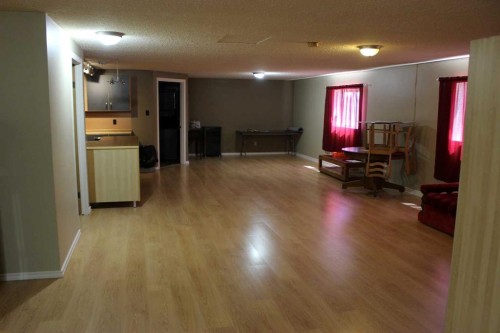 225 Main Street, Barons, AB 