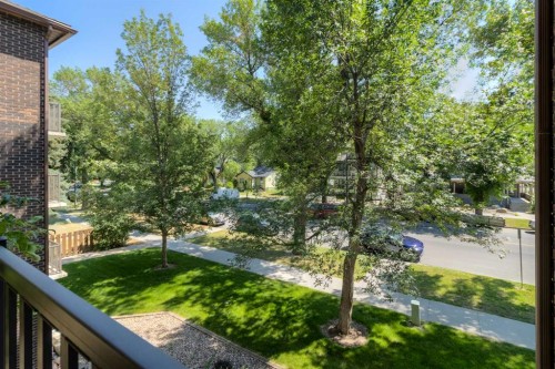 333-1237 4 Avenue South, Lethbridge, AB - Outdoor