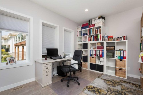319 Canyon Boulevard West, Lethbridge, AB - Indoor Photo Showing Office
