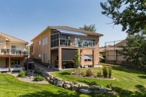319 Canyon Boulevard West, Lethbridge, AB - Outdoor With Deck Patio Veranda