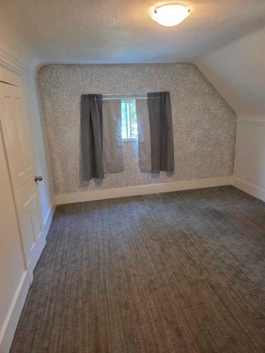 511 12C Street North, Lethbridge, AB - Indoor Photo Showing Other Room